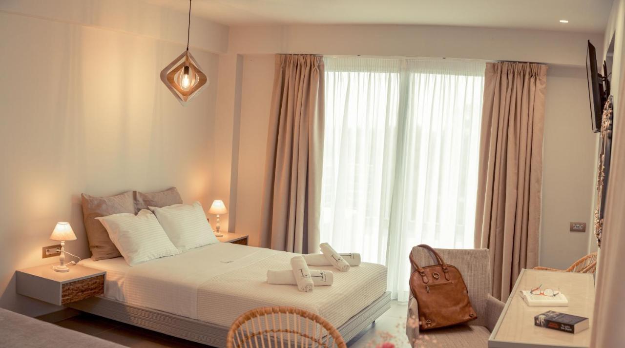 Io Luxury Pool & Hot Tub Suites Preveza Eksteriør billede